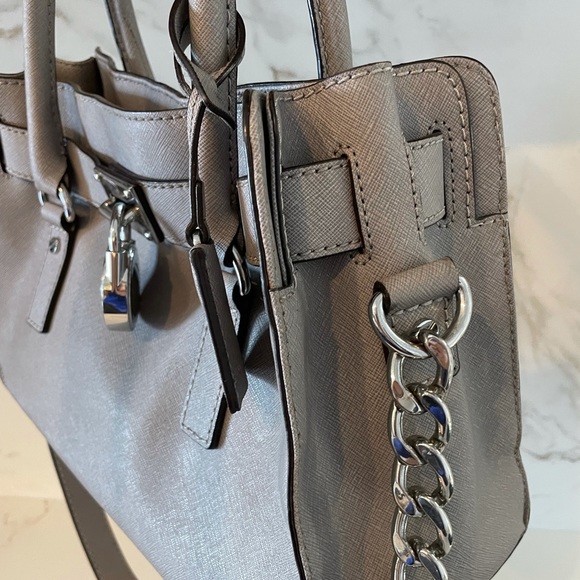 Michael Kors silver grey bag. Medium size. - Picture 2 of 7